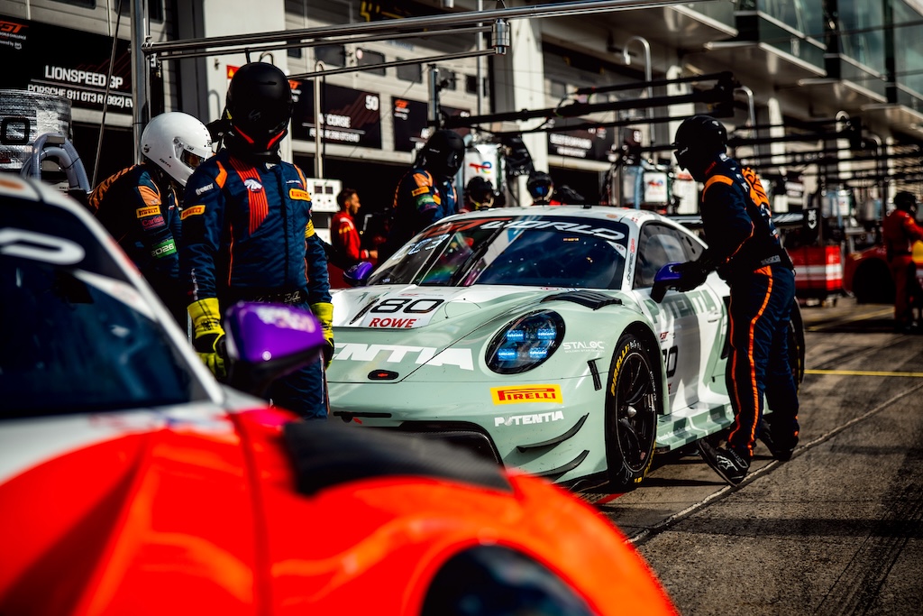 Uheldig strategi kostede Bastian Buus potentiel GTWC-sejr på Nürburgring.
(Foto: Lionspeed GP)